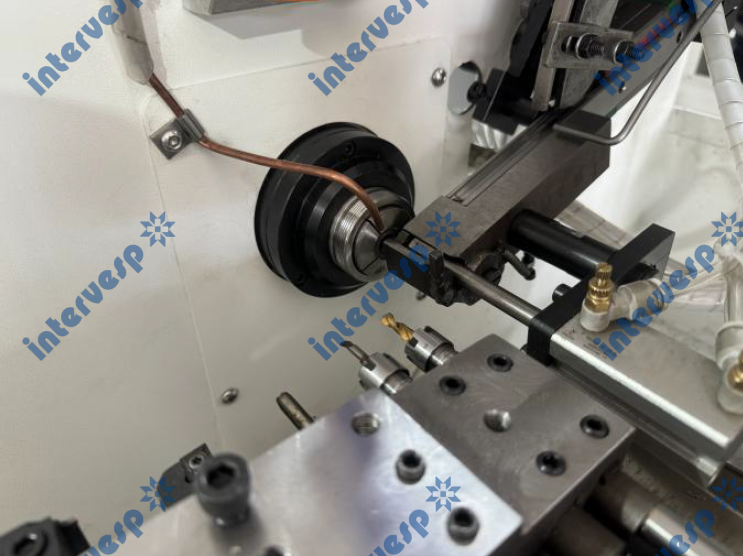 Токарный станок с ЧПУ CK30-200L