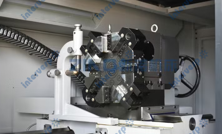 Токарный станок c ЧПУ CK6150