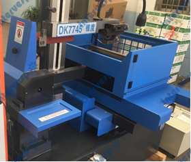 Электроэрозионный вырезной станок DK7735