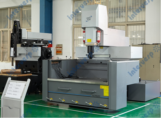 Высокоточный электроэрозионный копировально-прошивной станок ADI 800