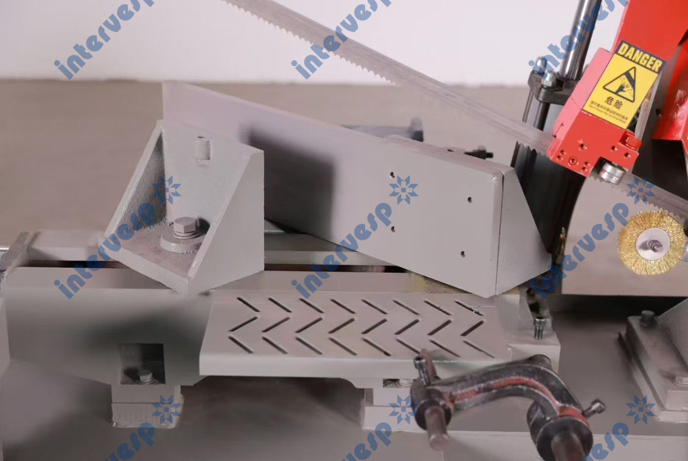 Полуавтоматический ленточнопильный станок PX-28/34S