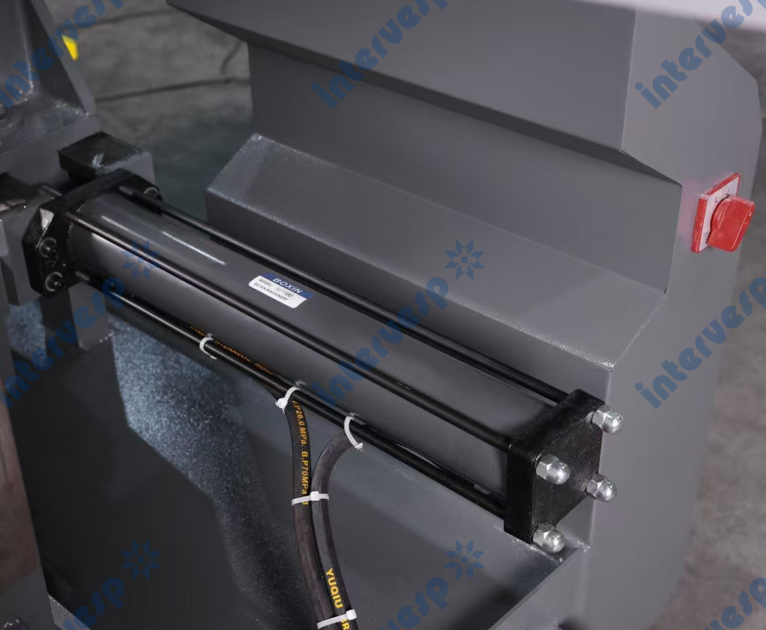 Двухколонный ленточнопильный станок GX1-45/50S с углом поворота пильного полотна 60°