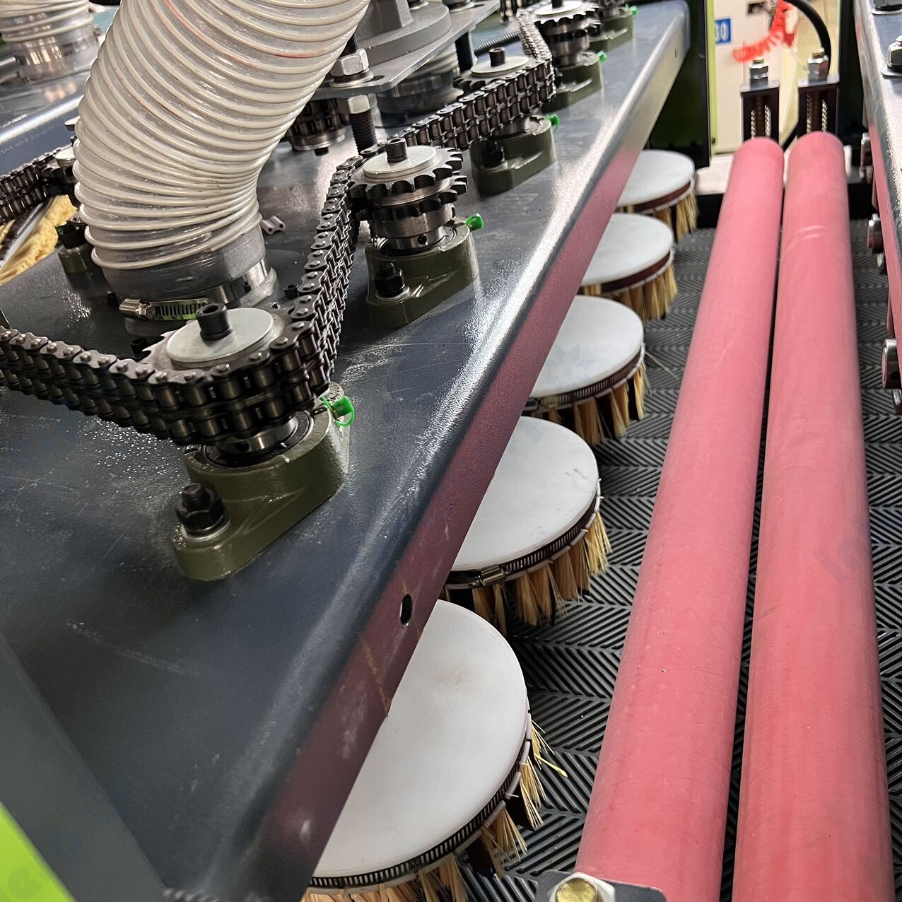 Шлифовальный станок DLL1000-6R