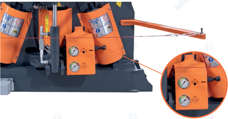 4-валковый гидравлический листогибочный станок SBM 200_220 x3100 NC