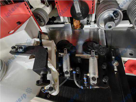 Четырехсторонний станок QMB623GH