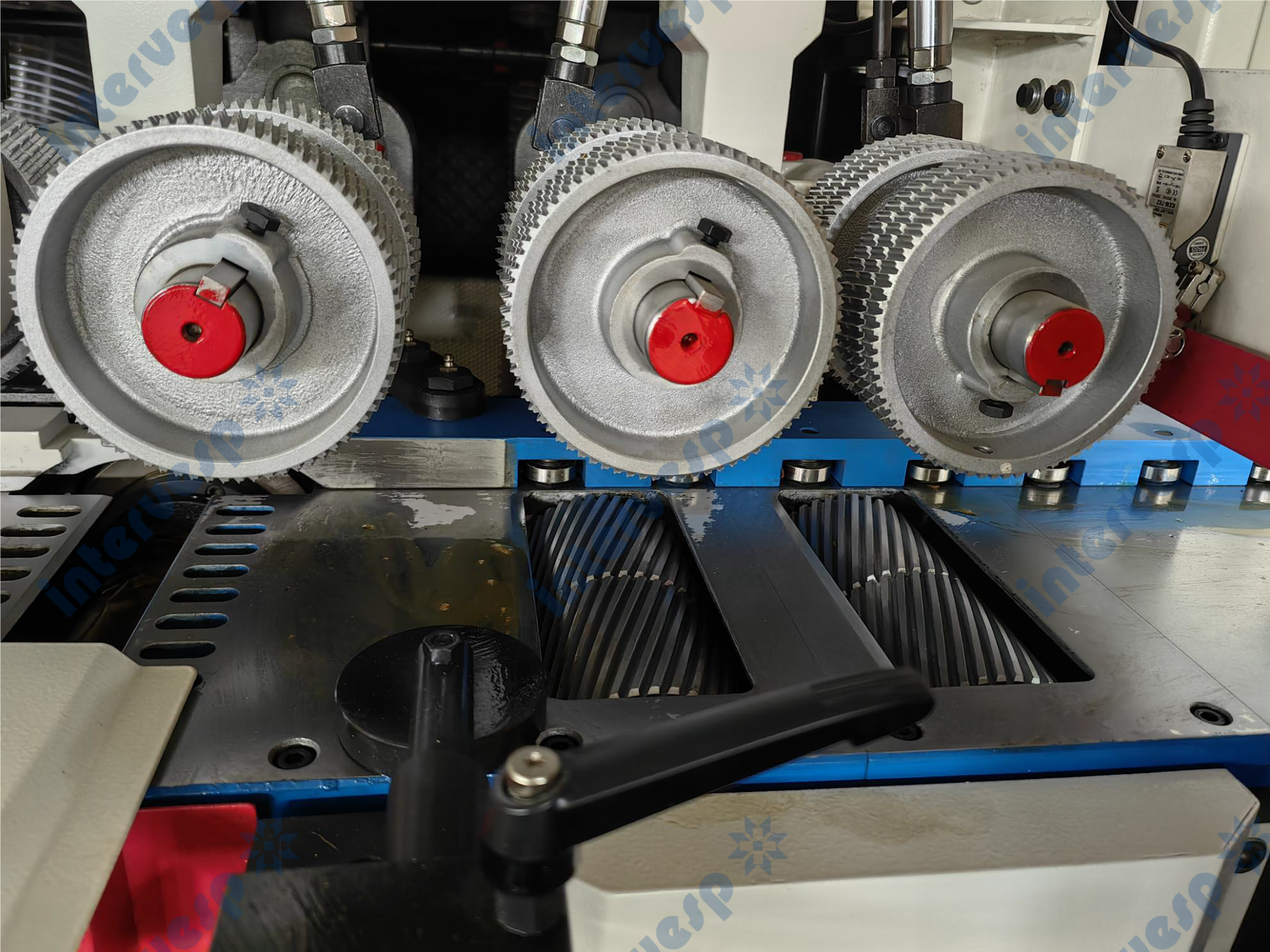 Четырехсторонний станок QMB 420G